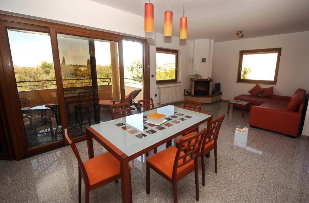 Apartments Ana Wellness S โรวีน ภายนอก รูปภาพ